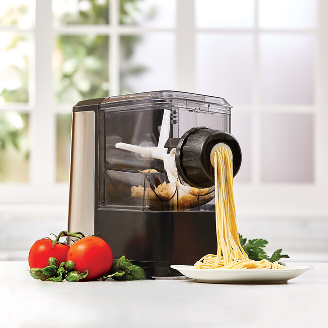 Emeril Everyday EMERIL LAGASSE Pasta & Beyond, Automatic Pasta and Noodle  Maker with Slow Juicer - 8 Pasta Shaping Discs Black
